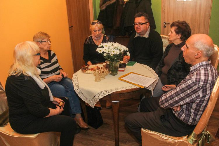 (szerokość: 750 / wysokość: 500)